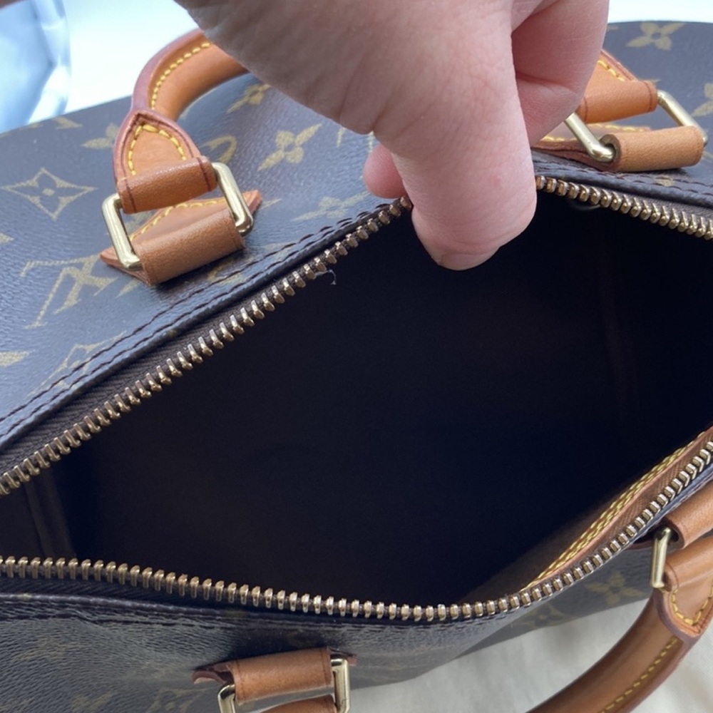 Louis Vuitton Monogram Speedy 25 - Picture 6 of 10